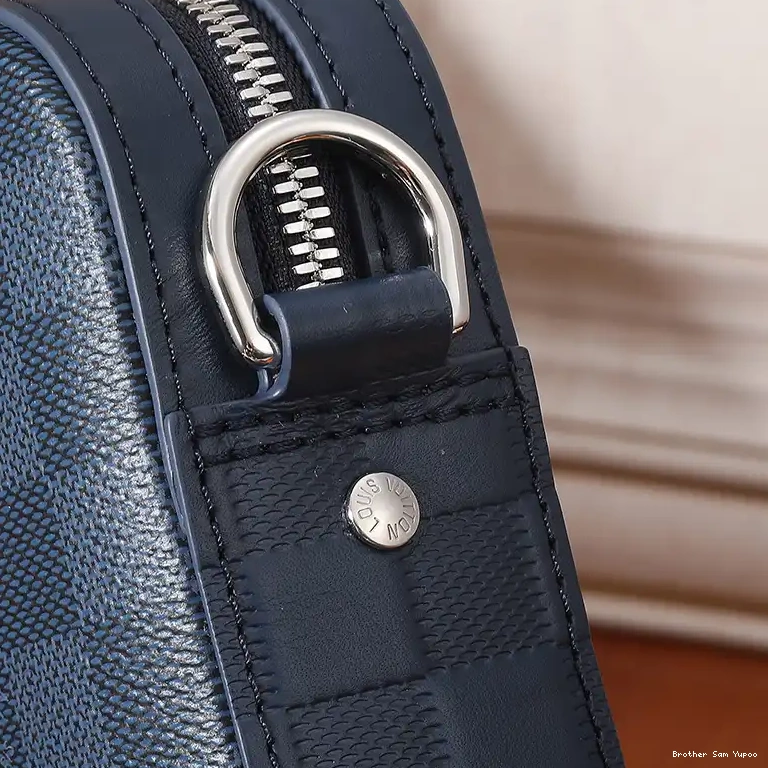 Brother Sam 2304DJ0042 LV Bag 0404